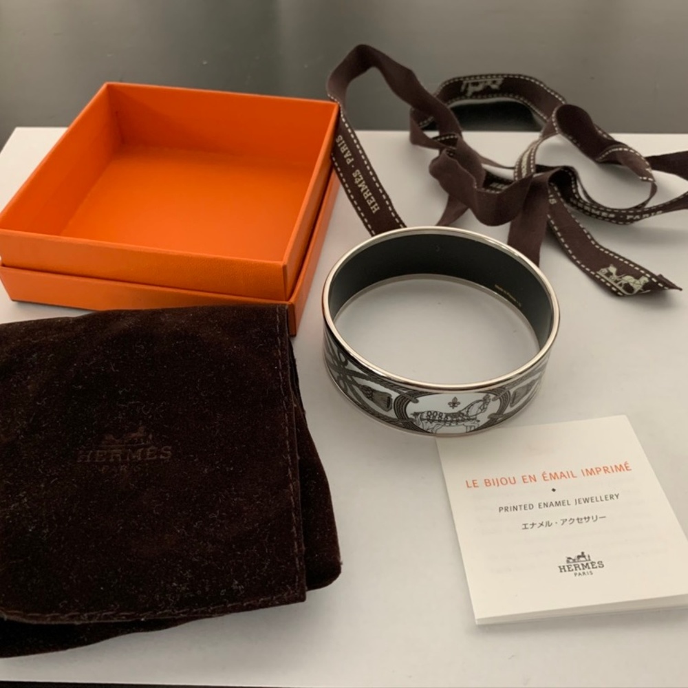 Hermès LeBijou Imprime Horse Silver & White Bangle
